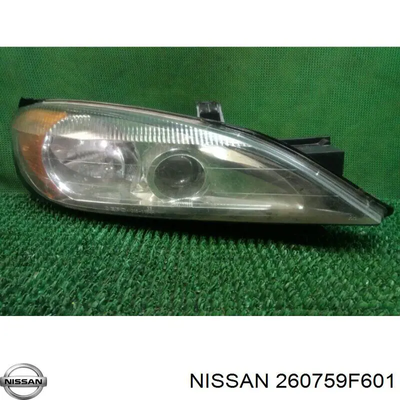 Фара левая 260759F601 Nissan