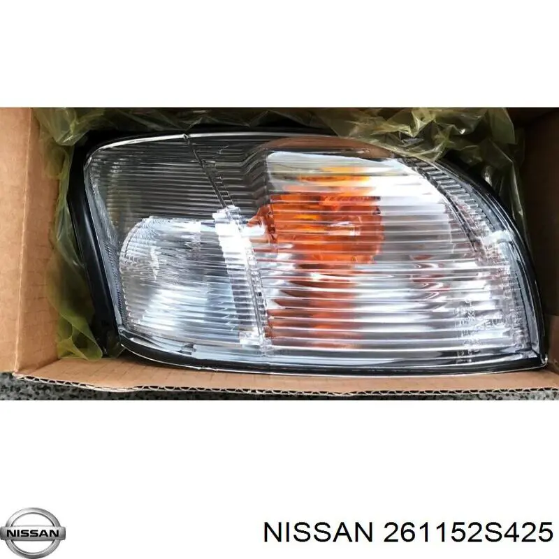 261152S425 Nissan 