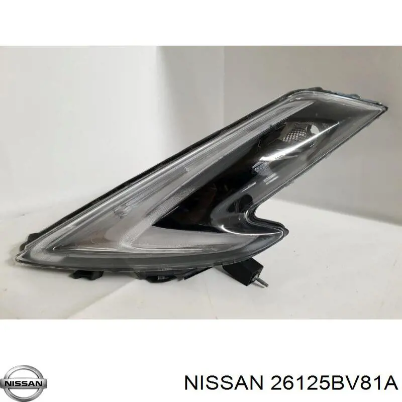 Габарит (указатель поворота) в бампере, правый VALEO 047728 цена, от 343.05 USD
