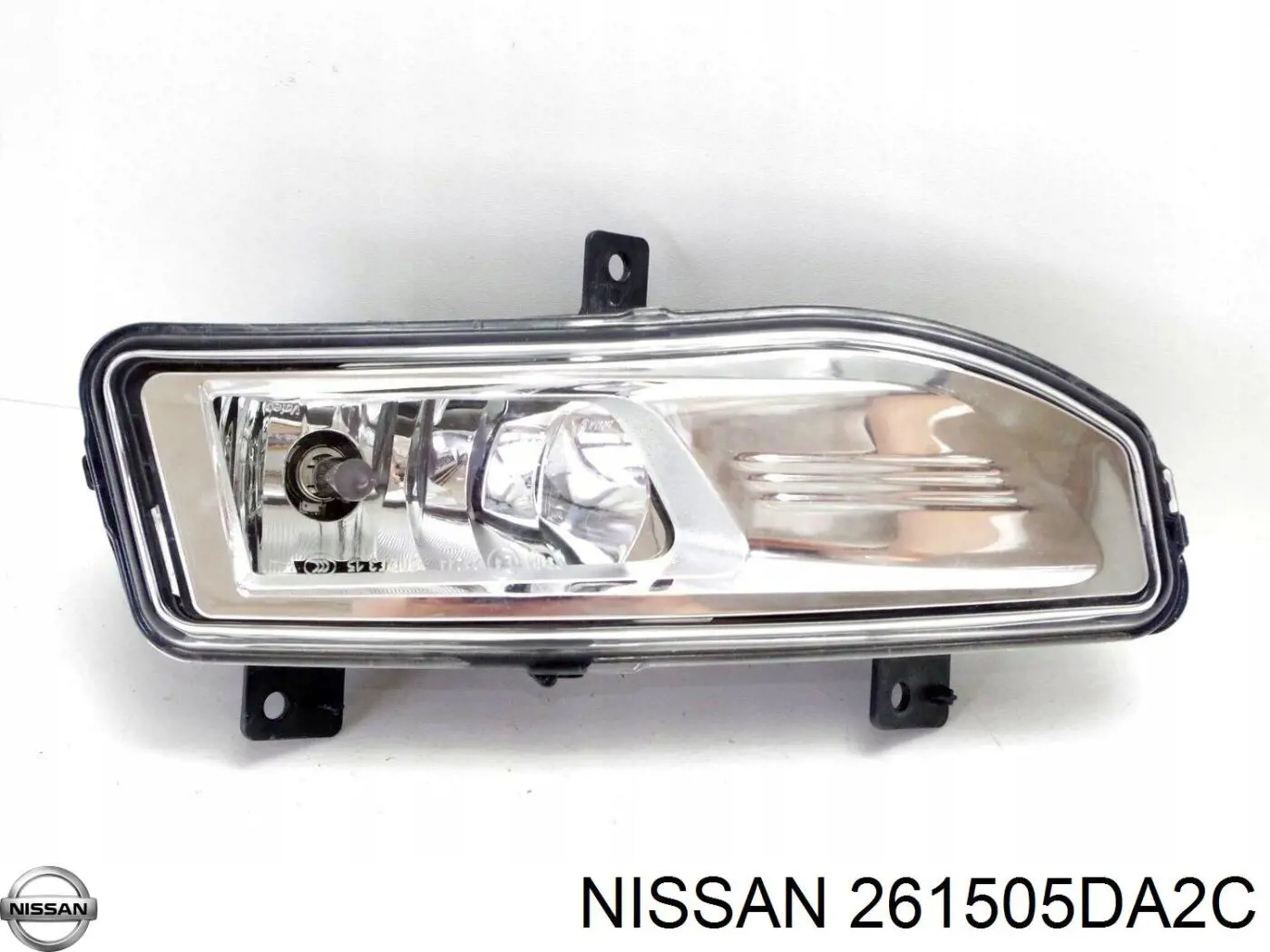 Фара противотуманная правая Nissan 261505DA2C
