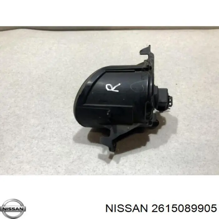 Фара противотуманная правая Nissan 2615089905