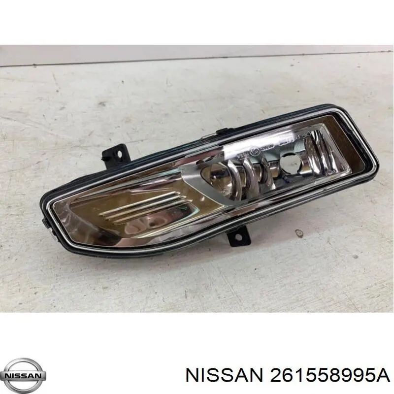 Luzes de nevoeiro esquerdas para Nissan Versa (E12X)