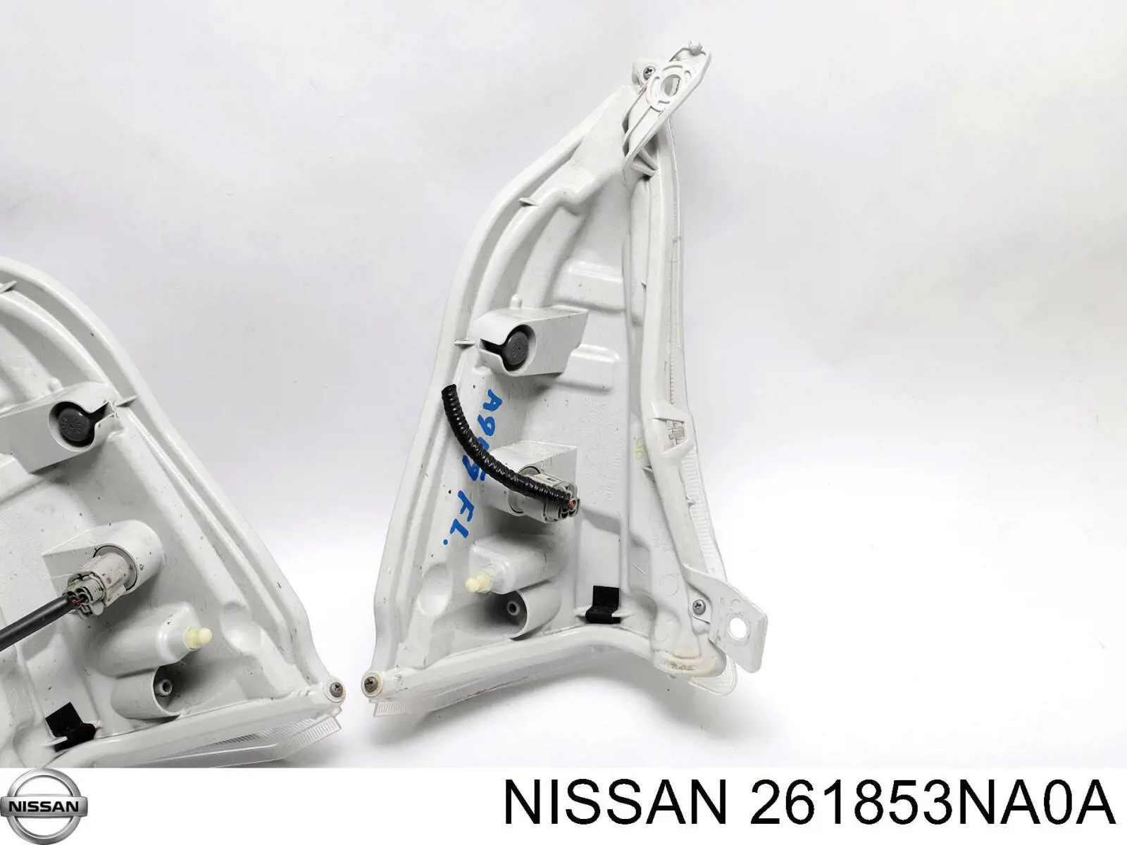 Левый указатель поворота Nissan/Infiniti 261853NA0A цена, от 63.35 USD