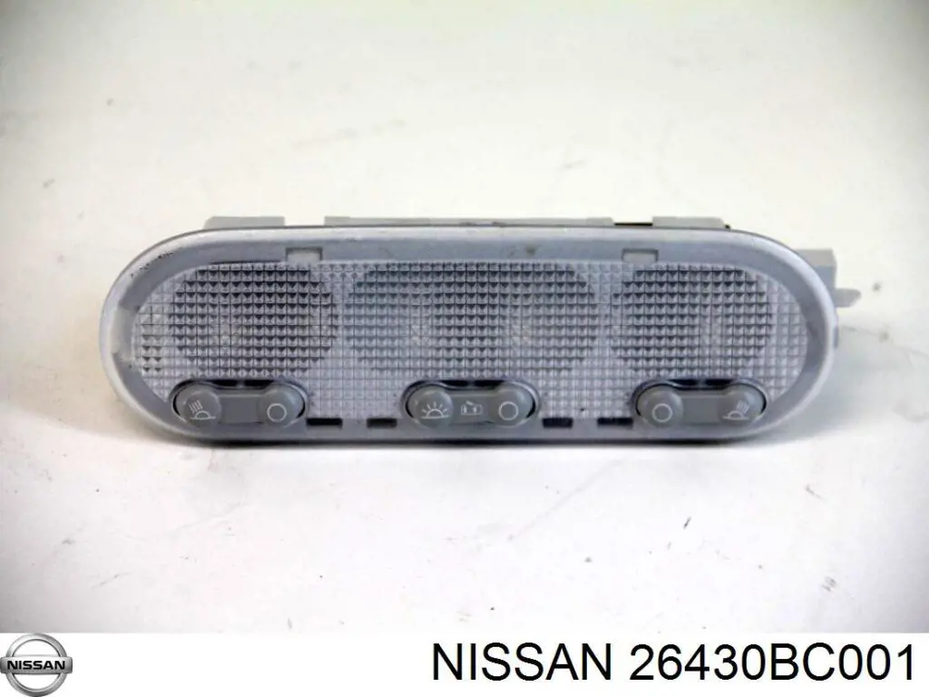Плафон освещения салона (кабины) на Nissan Qashqai I 