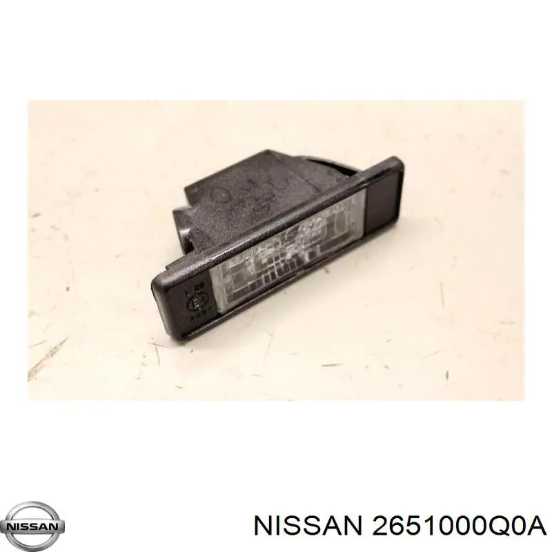 2651000Q0A Nissan/Infiniti Фонарь освещения номера