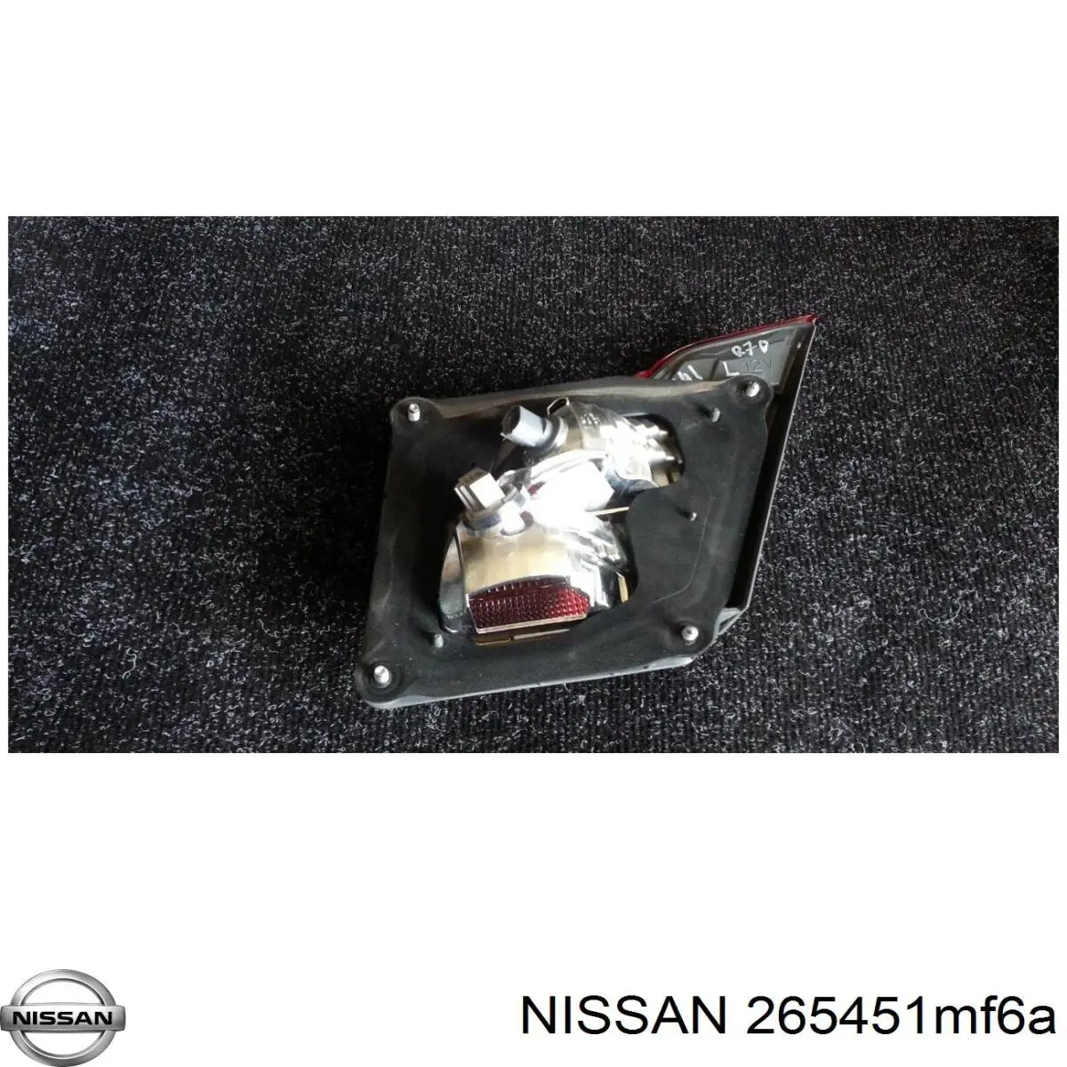 265451MF6A Nissan/Infiniti Задняя левая внутренняя фара