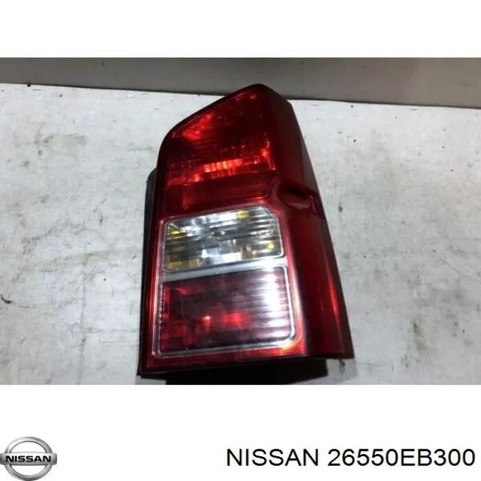 Фонарь задний правый 26550EB300 Nissan