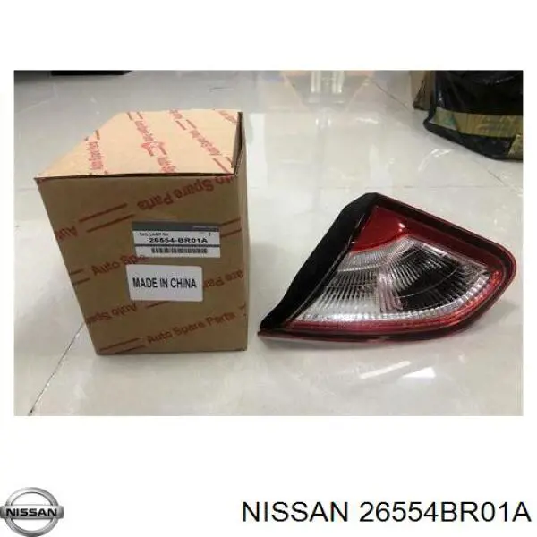 Фонарь задний правый внутренний 26554BR01A Nissan