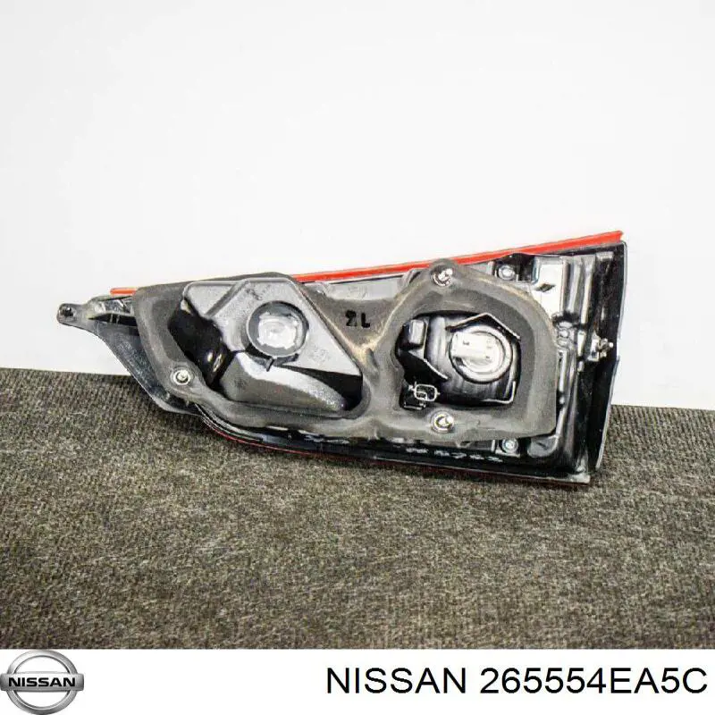 Фонарь задний левый 265554EA5C Nissan/Infiniti