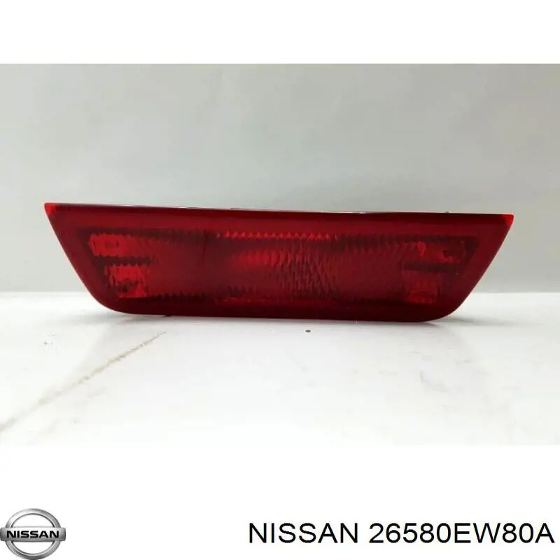 26580EW80A Nissan lanterna de nevoeiro traseira