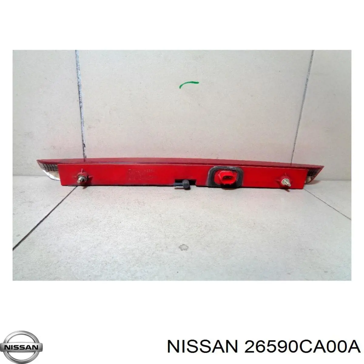 Стоп-сигнал задний дополнительный на Nissan Murano Z50