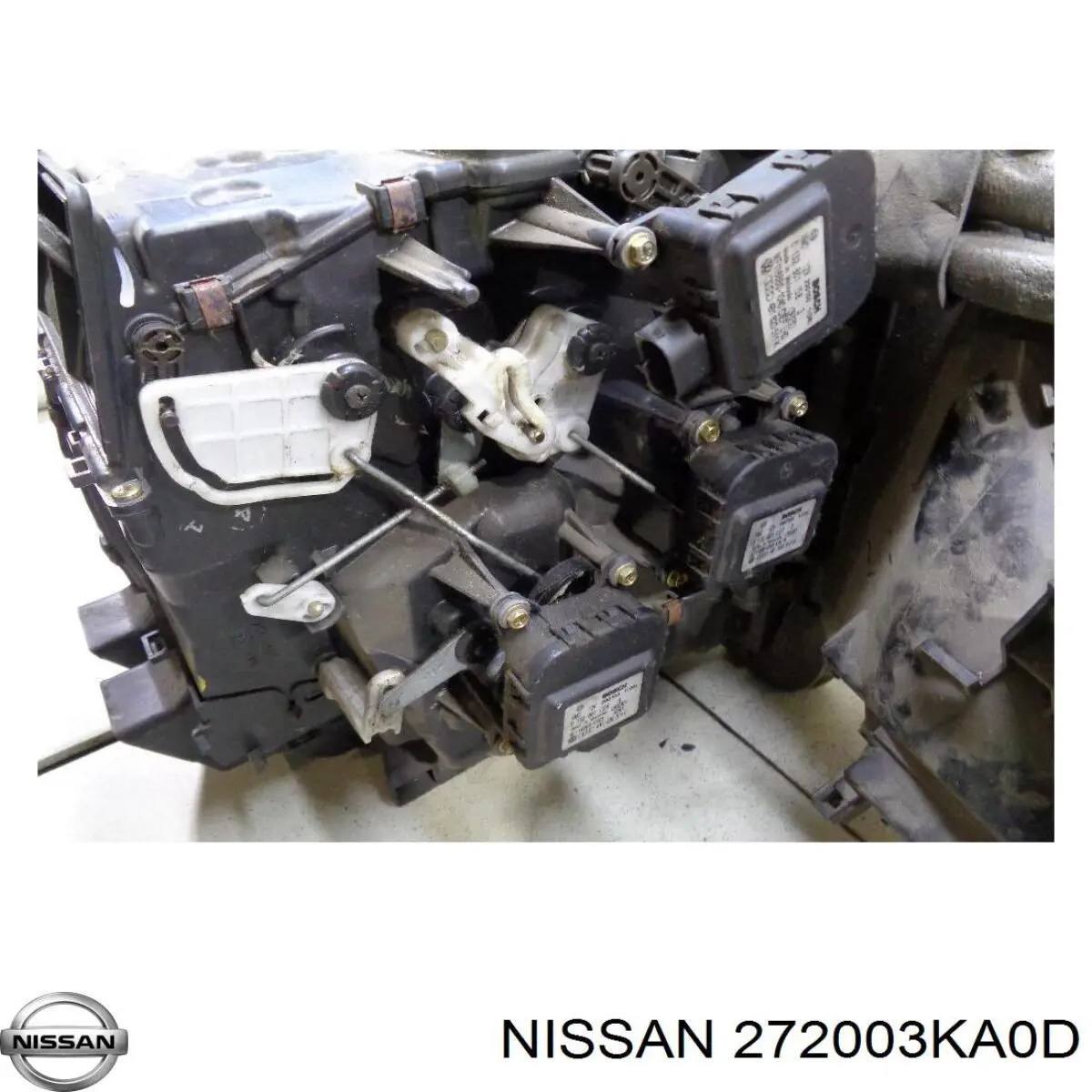Купить 272003KA0D Nissan/Infiniti Электродвигатели (электродвигатель отопителя) или розетка прицепа штепсельная