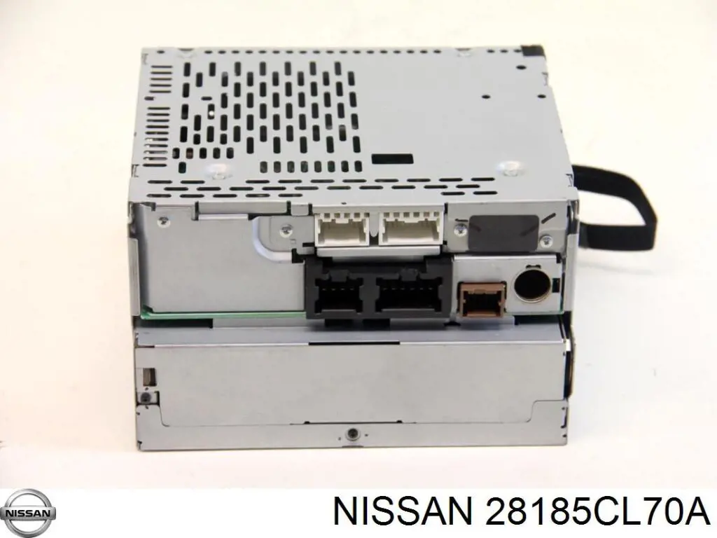 Магнитола (радио AM/FM) Nissan/Infiniti 28185CL70A цена, от 165.07 USD