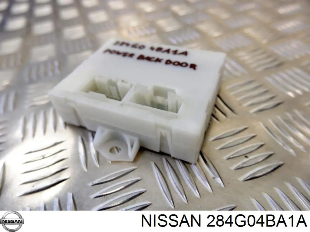 Купить 284G04BA1A Nissan/Infiniti Модуль управления (ЭБУ) открытия крышки багажника (двери 3/5-й задней)