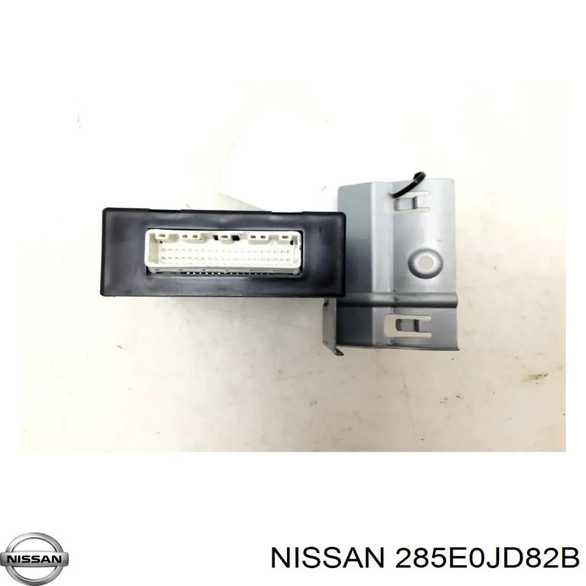 285E0JD82B Nissan 