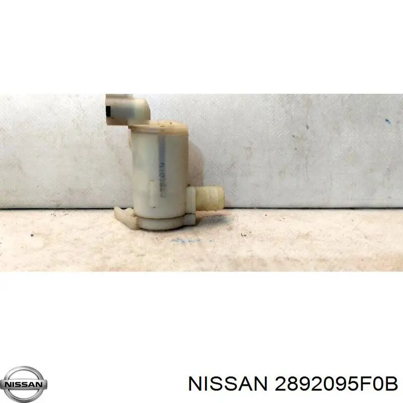 2892095F0B Nissan/Infiniti Мотор омывателя лобового стекла