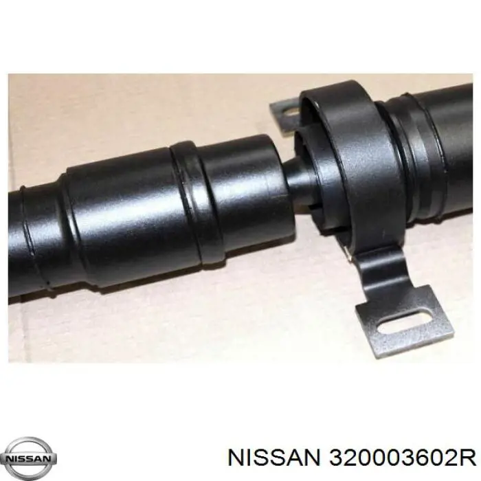 320003602R Nissan junta universal traseira montada