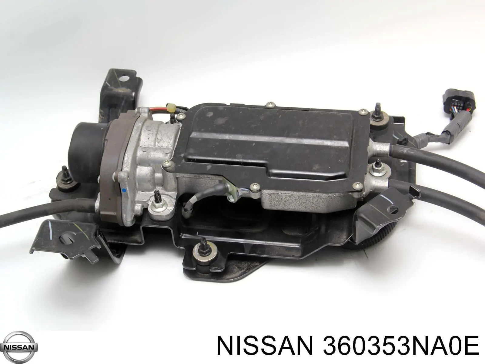 360353NA0E Nissan электропривод ручного тормоза