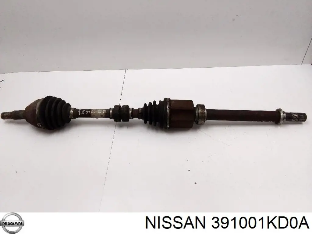 391001KD0A Nissan полуось (привод передняя правая)