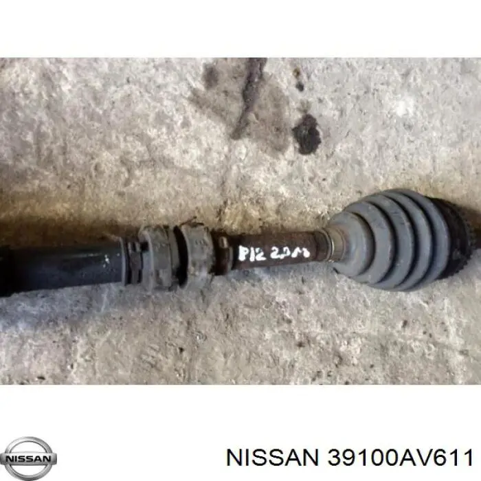 39100AV611 Nissan полуось (привод передняя правая)