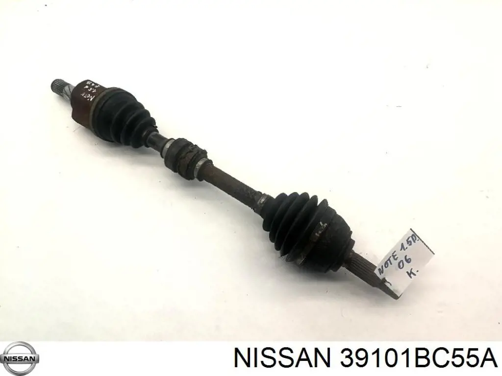 Левая полуось 39101BC55A Nissan