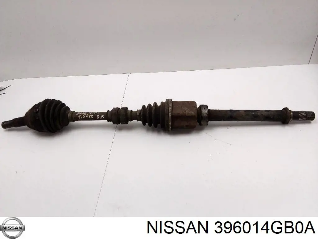 Полуось задняя левая 396014GB0A Nissan