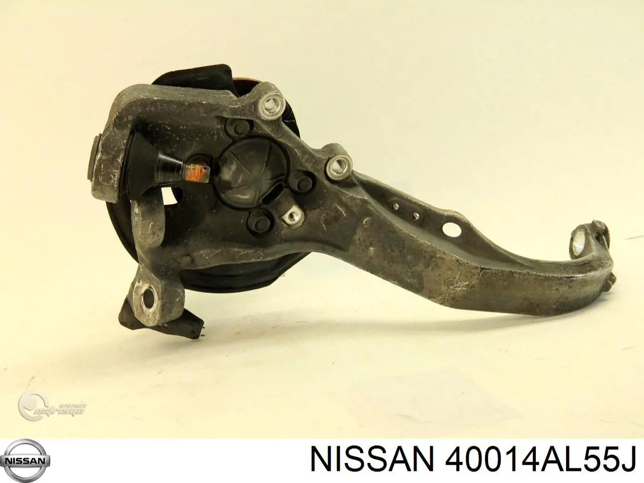 Цапфа (поворотный кулак) передний правый Nissan/Infiniti 40014AL55J цена, от 861.55 USD