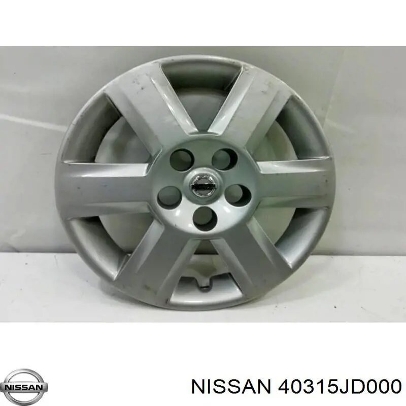 Колпак колесного диска на Nissan Qashqai I 