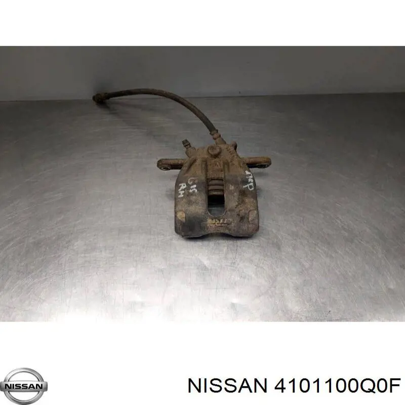 4101100Q0F Nissan/Infiniti Суппорт тормозной, передний, правый