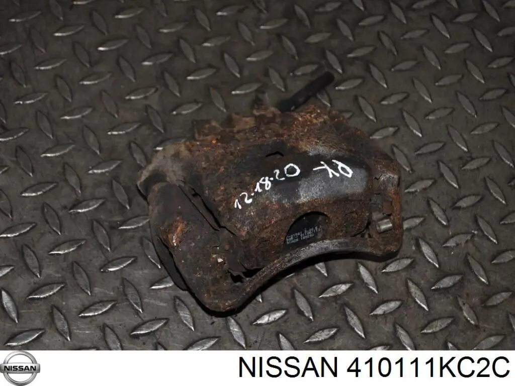 Суппорт тормозной передний левый 410111KC2C Nissan/Infiniti