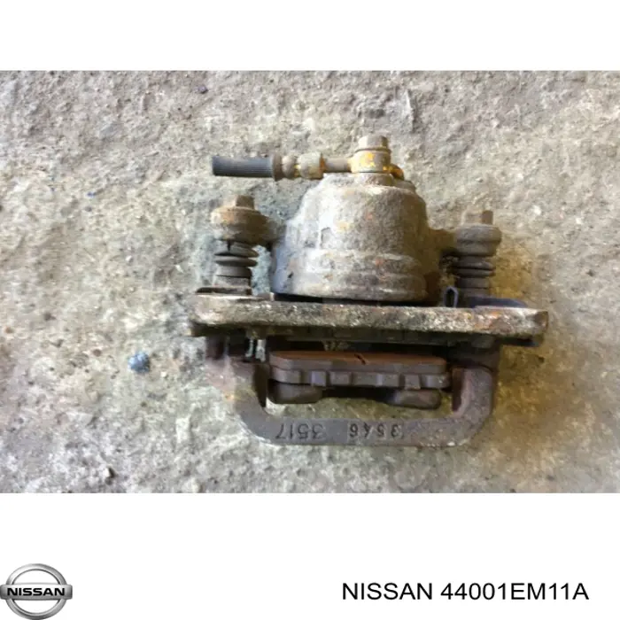 Задний правый суппорт Nissan/Infiniti 44001EM11A