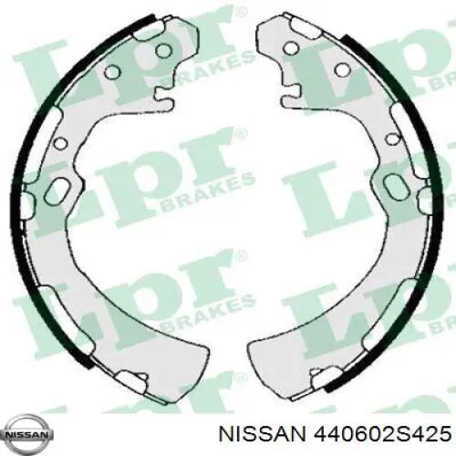 440602S425 Nissan колодки тормозные задние барабанные