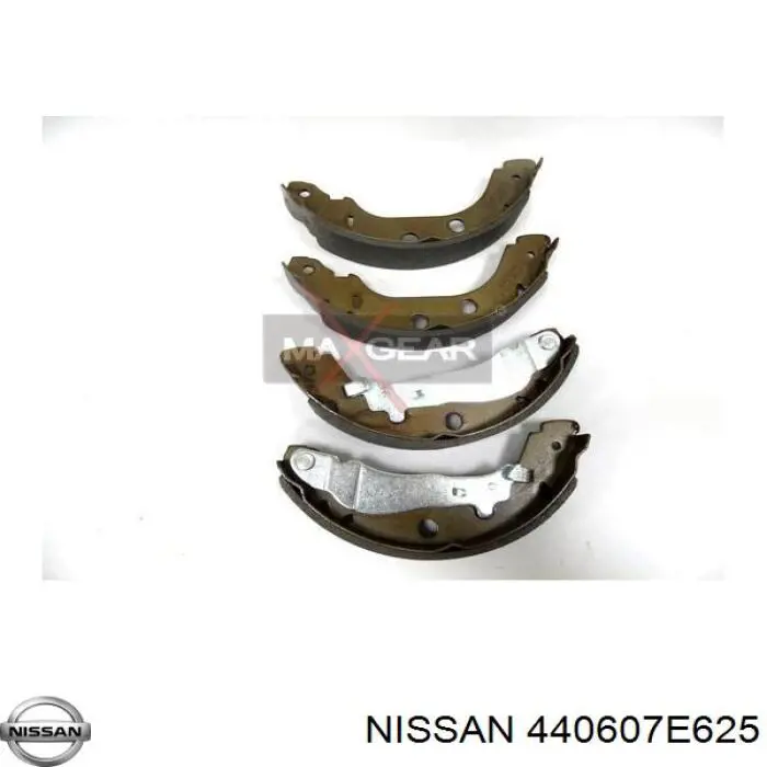 Задние барабанные колодки 440607E625 Nissan