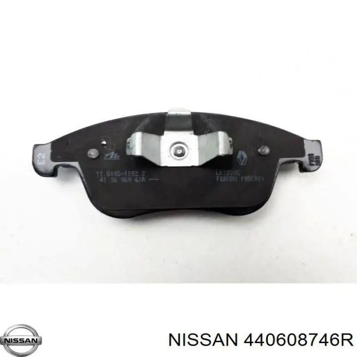 Передние тормозные колодки 440608746R Nissan