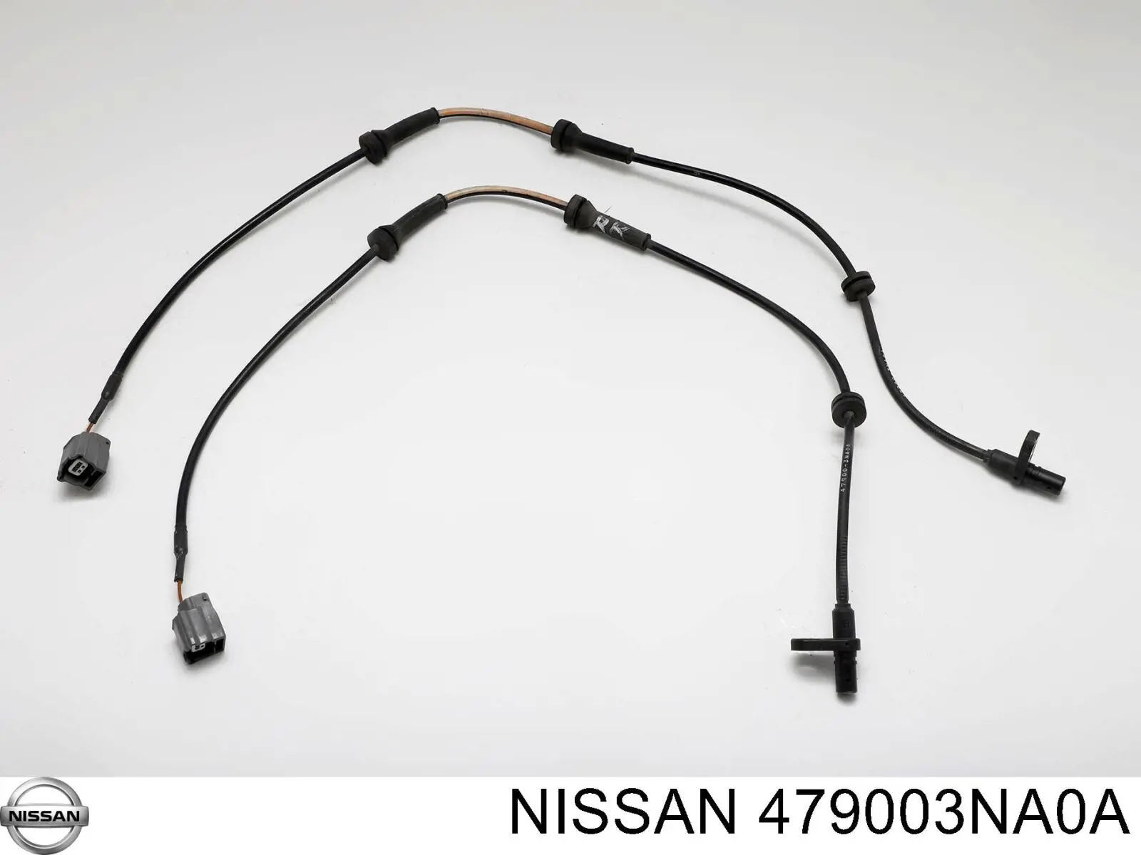 479003NA0A Nissan датчик абс (abs задний)