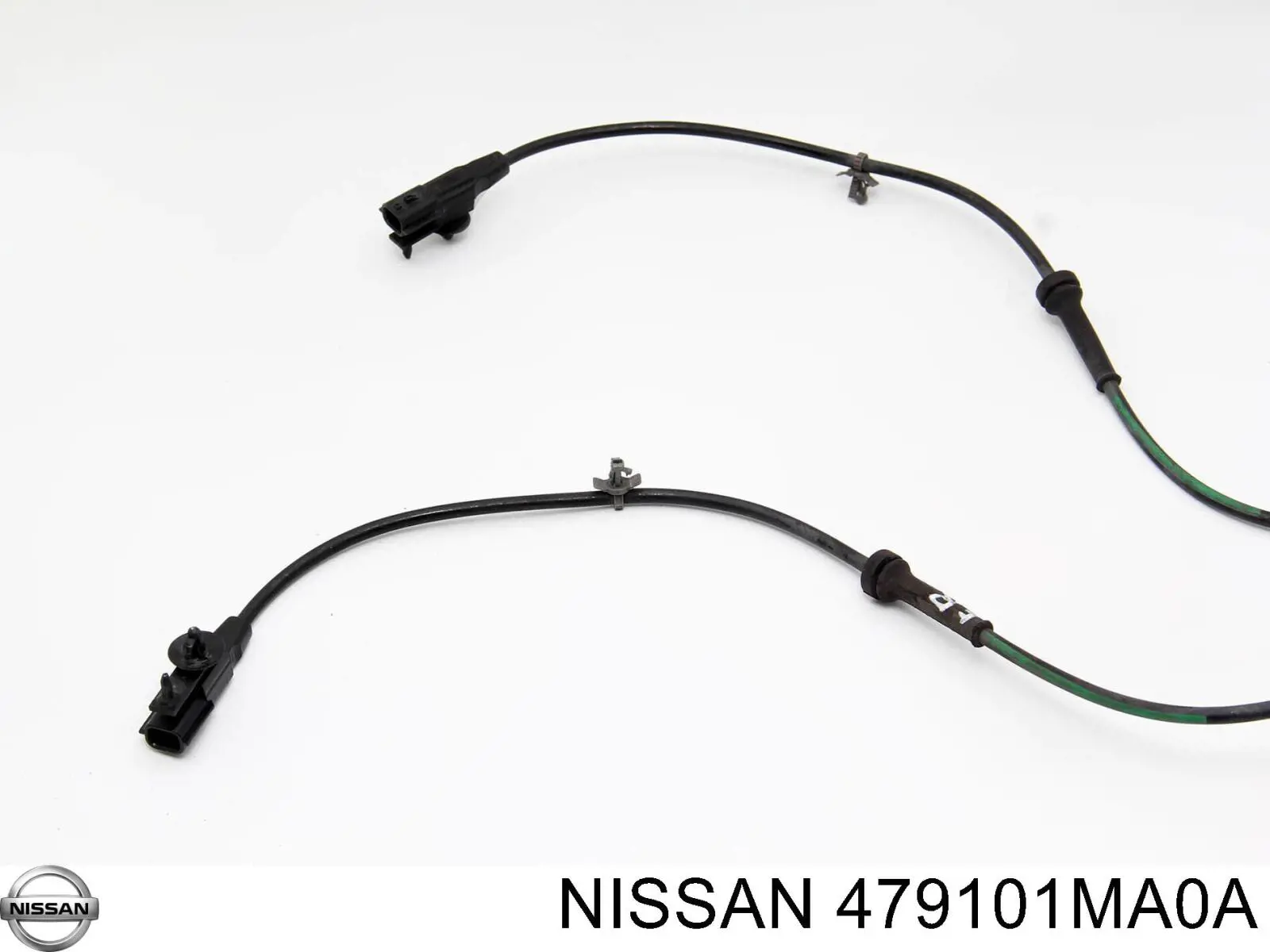 Датчик АБС (ABS) передний правый Nissan 479101MA0A