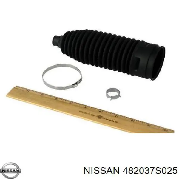 482037S025 Nissan пыльник рулевой рейки