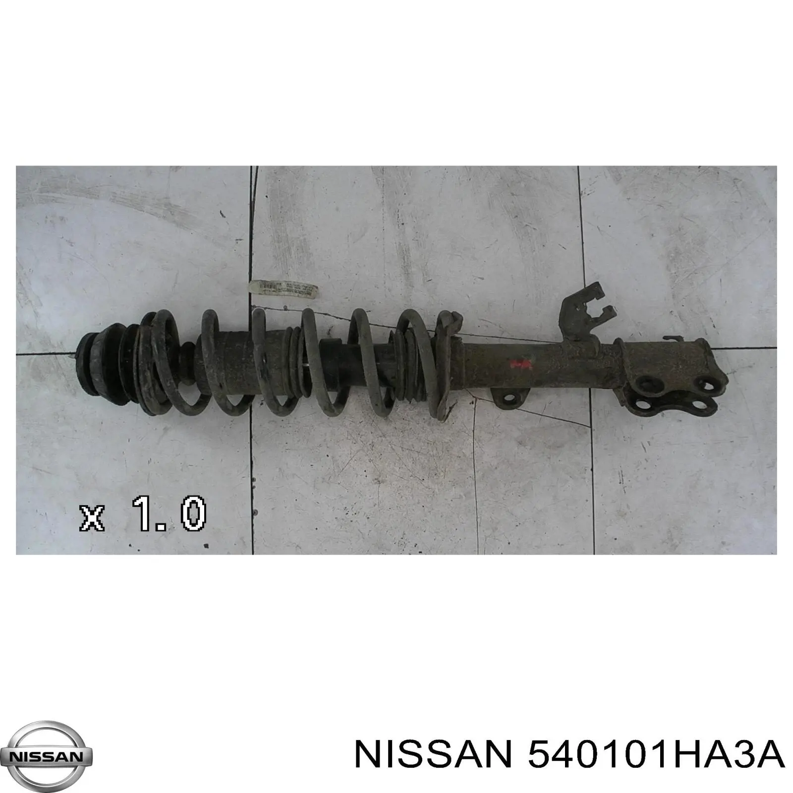Пружина передняя правая 4062084 Lesjofors