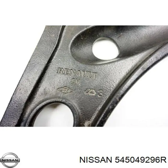 Рычаг передней подвески нижний правый 545049296R Nissan