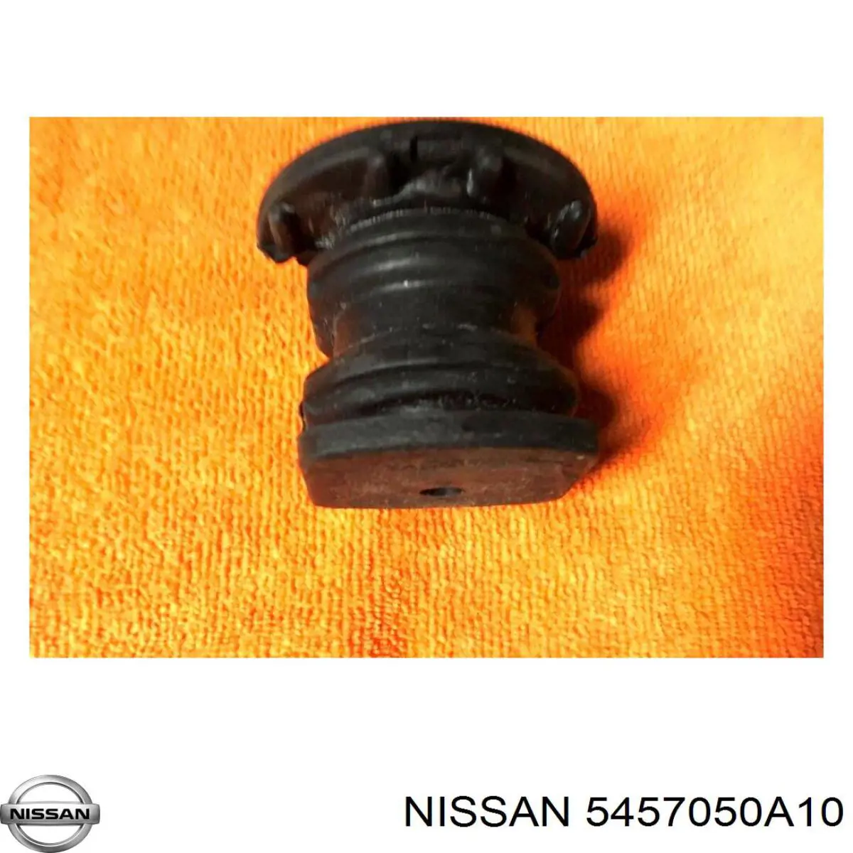 5457050A10 Nissan сайлентблок переднего нижнего рычага