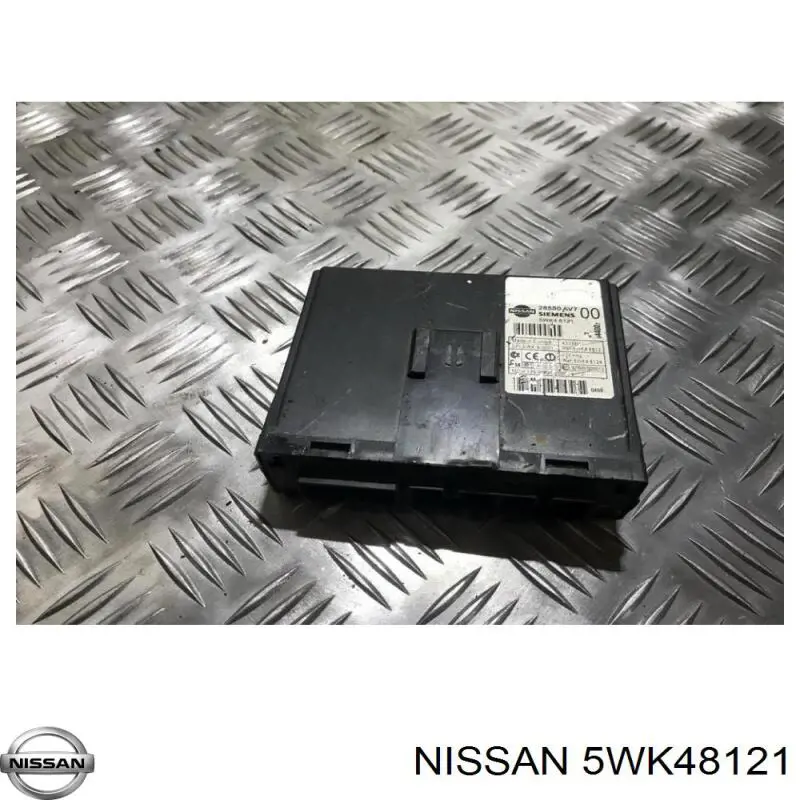  5WK48121 Nissan