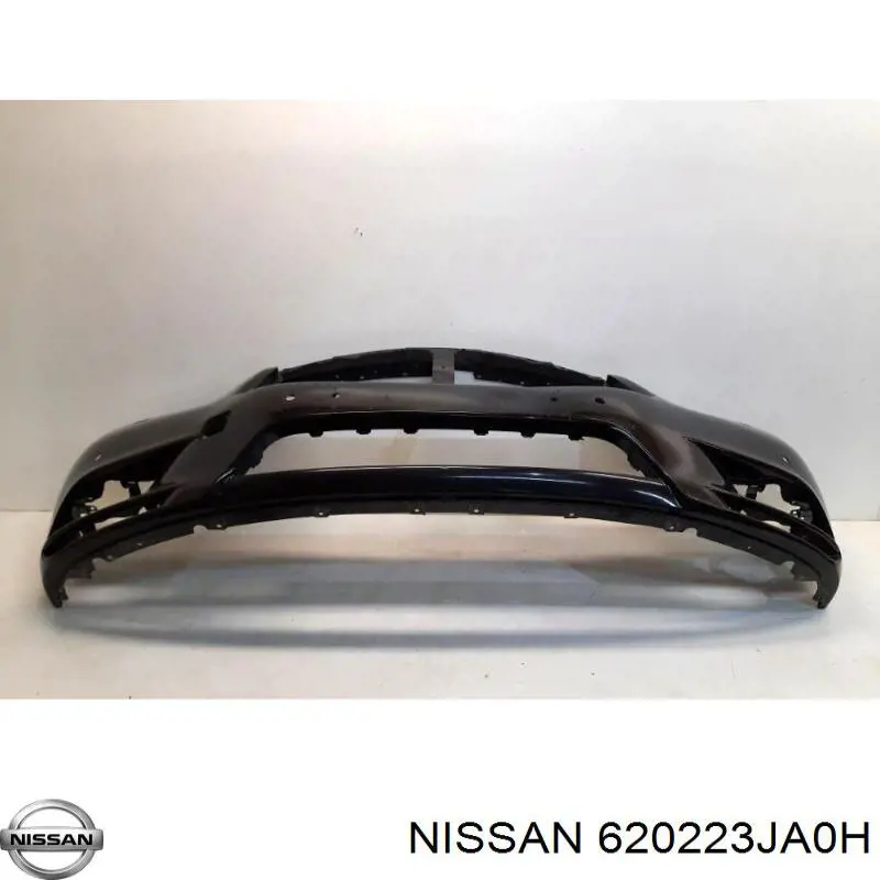 Передний бампер FBM223JAMH Nissan/Infiniti