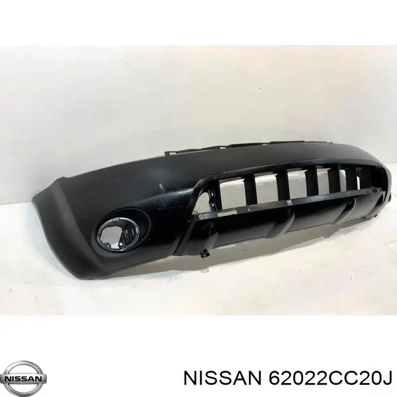62022CC20J Nissan/Infiniti Бампер передний в сборе