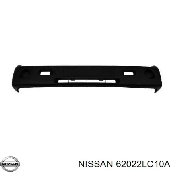 Передний бампер на Nissan Cabstar NT400 