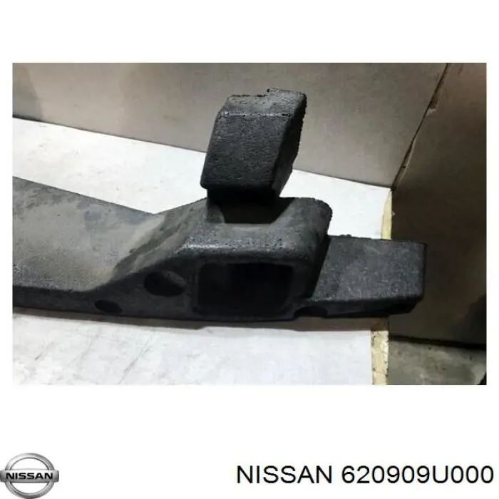 Купить 620909U000 Nissan/Infiniti Абсорбер (наполнитель) бампера переднего
