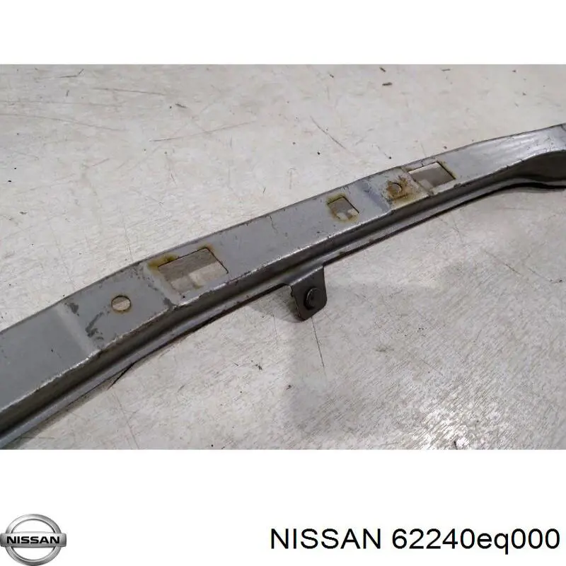 Усилитель бампера переднего Nissan 62240EQ000
