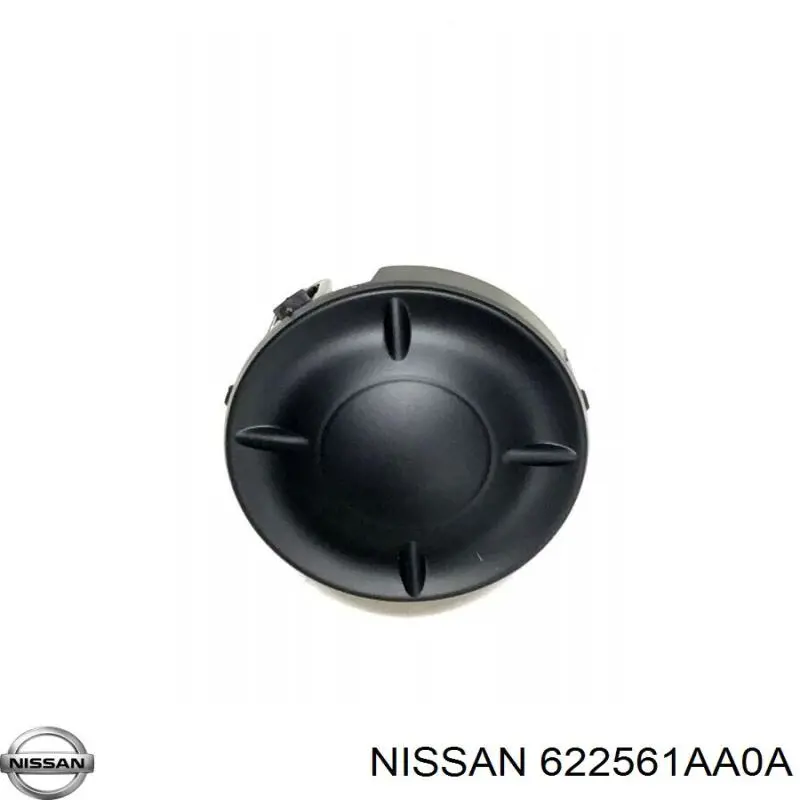 622561AA0A Nissan tampão (grelha das luzes de nevoeiro do pára-choque dianteiro direito)
