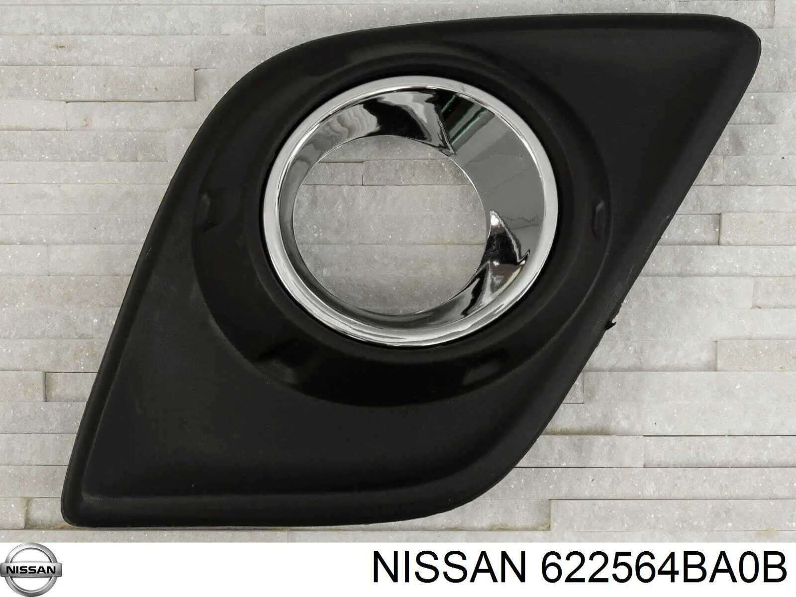 622564BA0B Nissan заглушка (решетка противотуманных фар бампера переднего правая)
