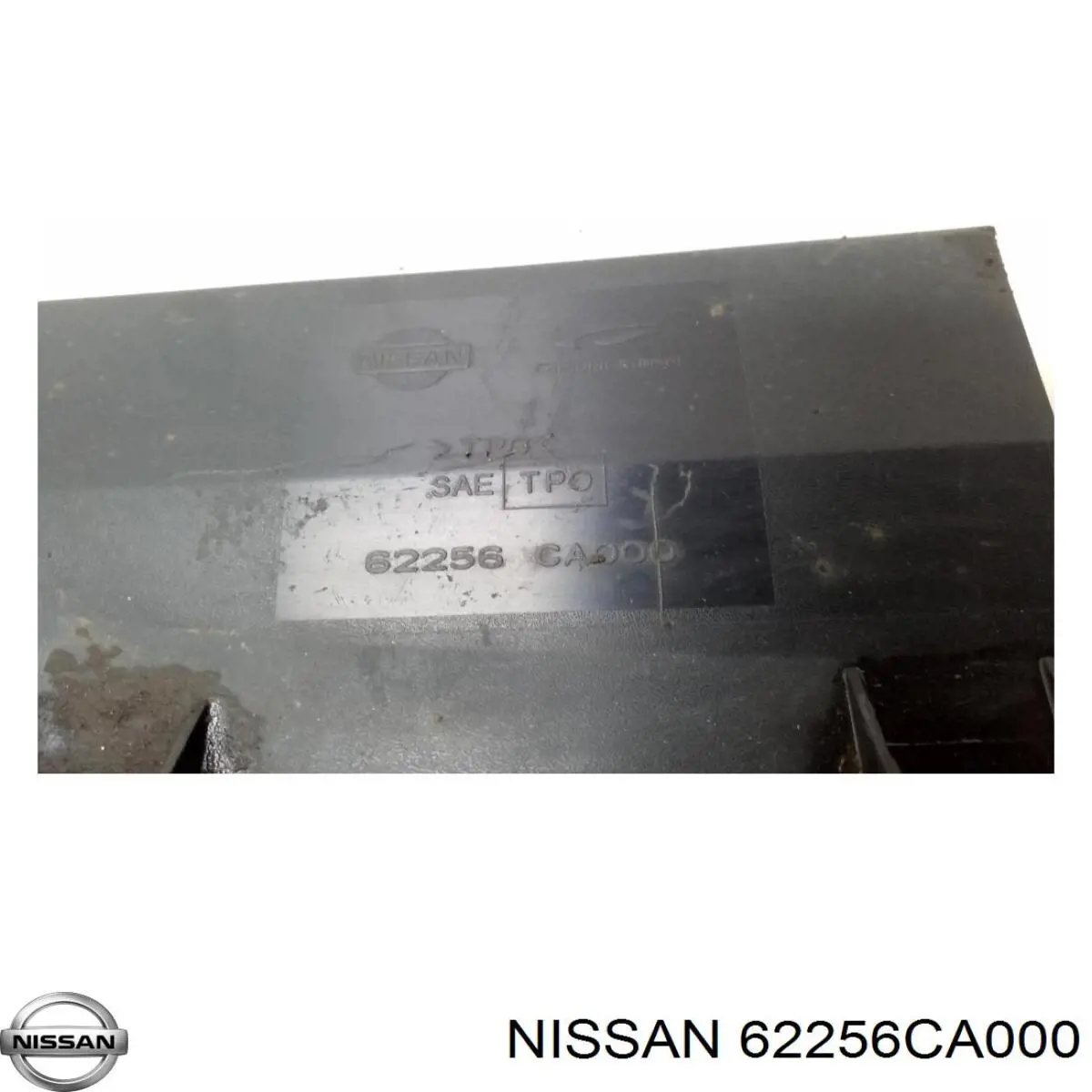 Заглушка, решетка противотуманных фар бампера переднего, правая Nissan/Infiniti 62256CA00A цена, от 14.84 USD