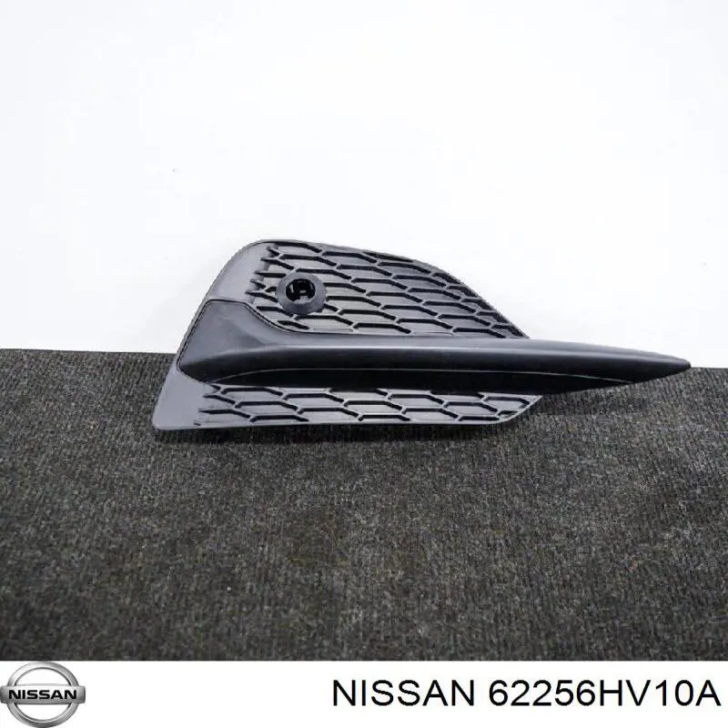 62256HV10A Nissan/Infiniti Правая решетка переднего бампера